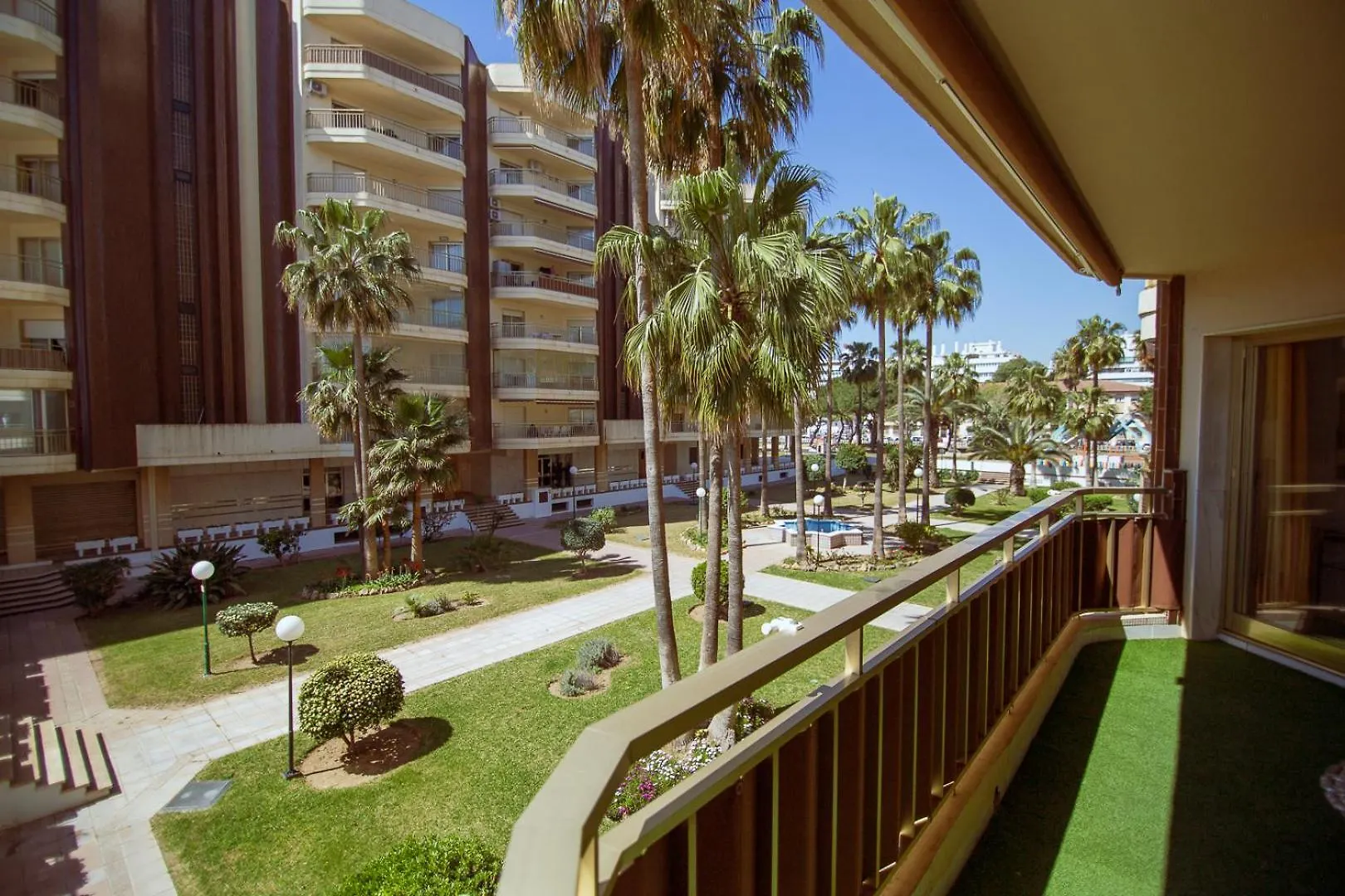 פואנגירולה Sol & Mar Apartment 0*,